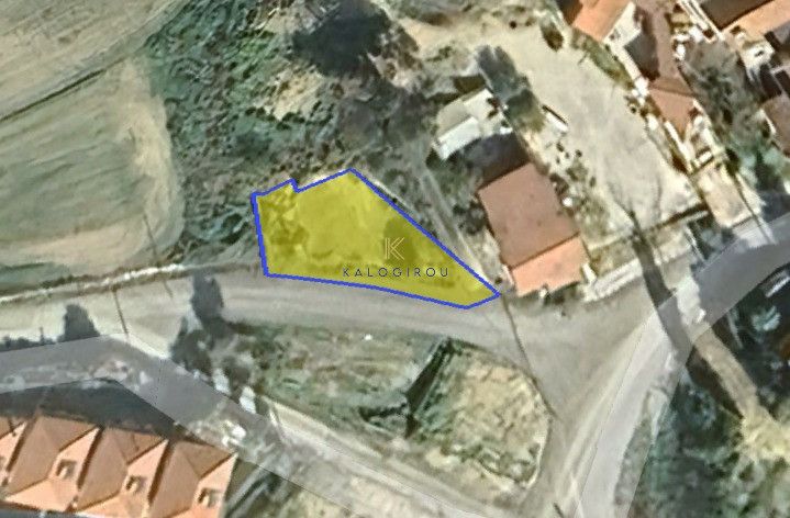 Property photo 1 of 3