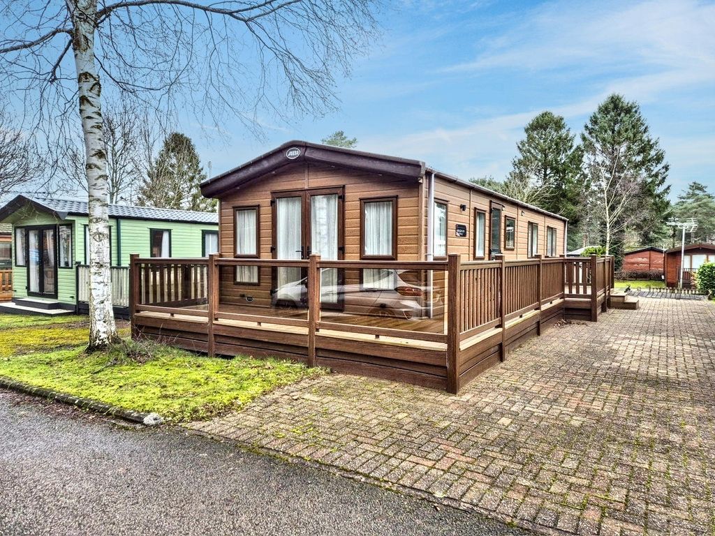 Property photo 1 of 25