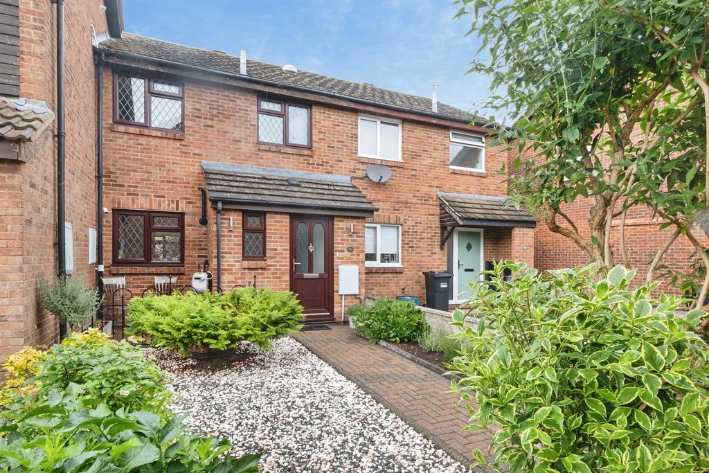 Property photo 1 of 17