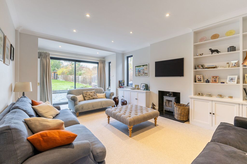 Property photo 2 of 15