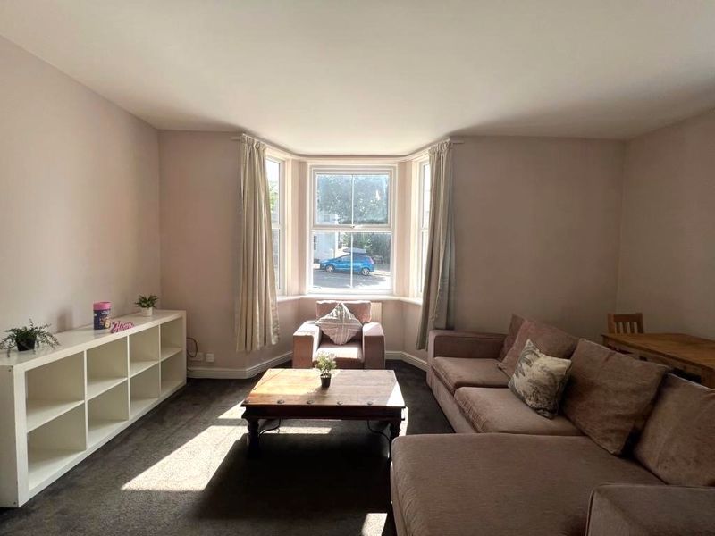 Property photo 2 of 7 Photo 11