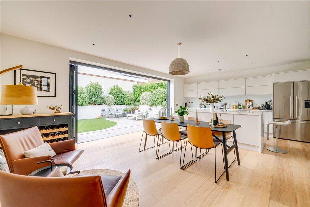Property photo 1 of 12 Living/Dining