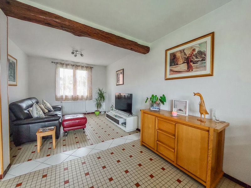 Property photo 3 of 22