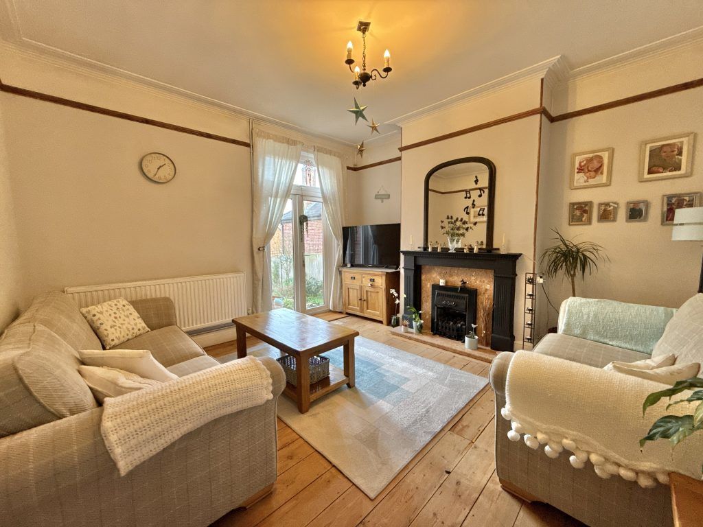 Property photo 2 of 18