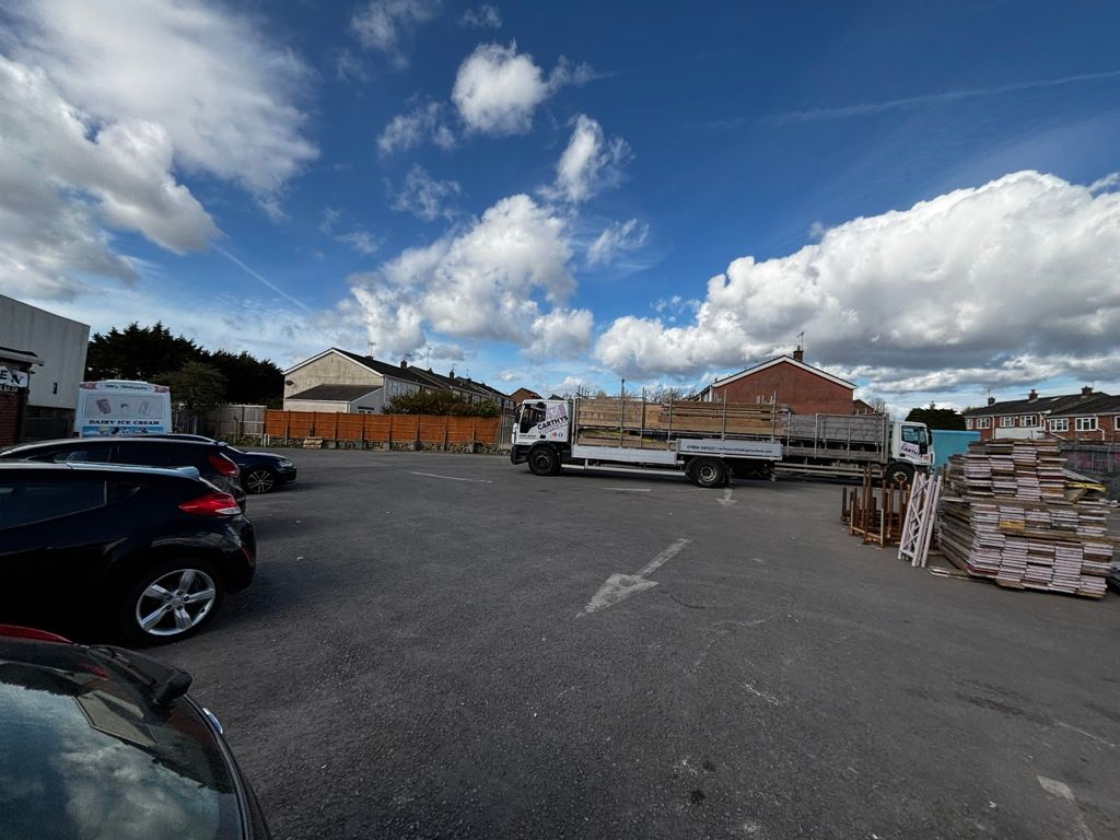 Property photo 3 of 6 Photo 2