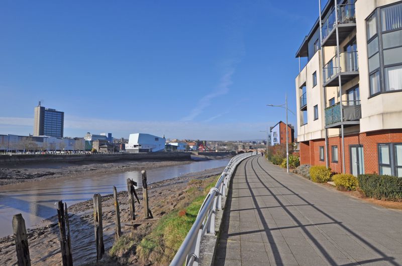 Property photo 2 of 8 Photo 2