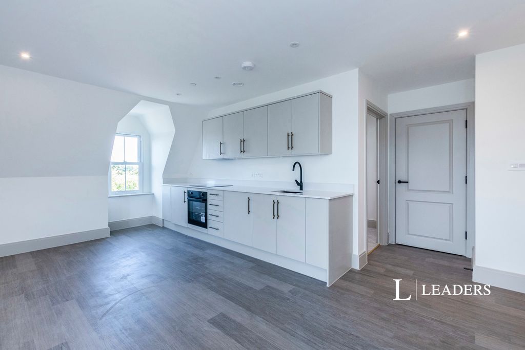 Property photo 2 of 15 Pbox-Img.Jpg
