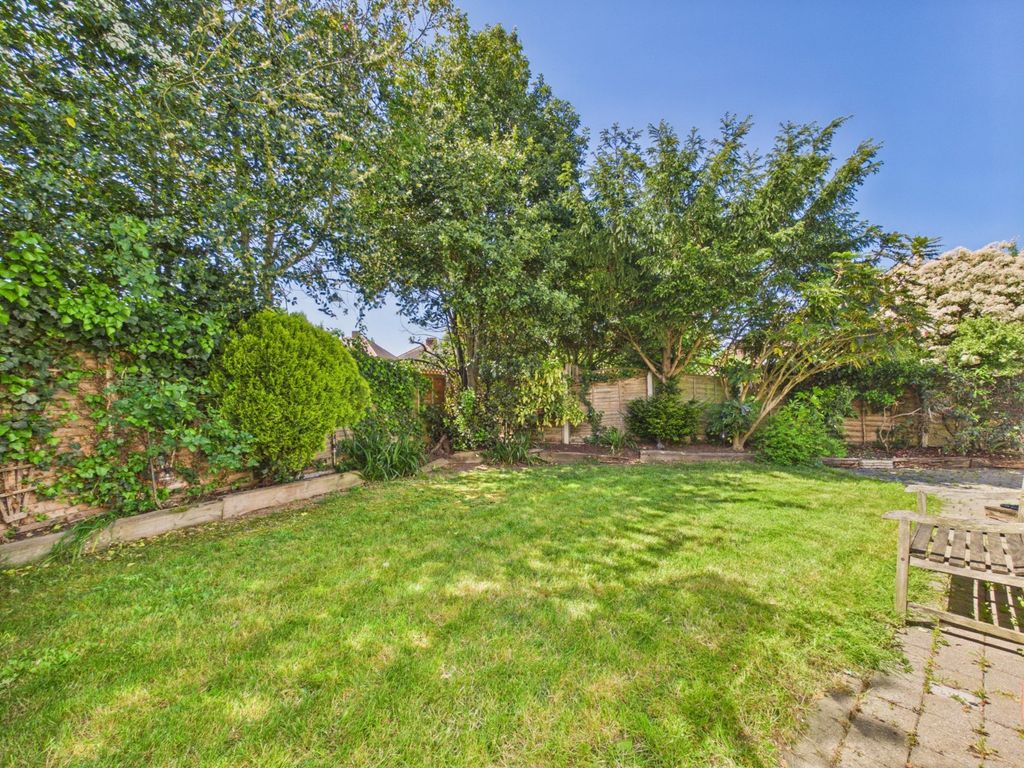 Property photo 3 of 23 Picture No. 36