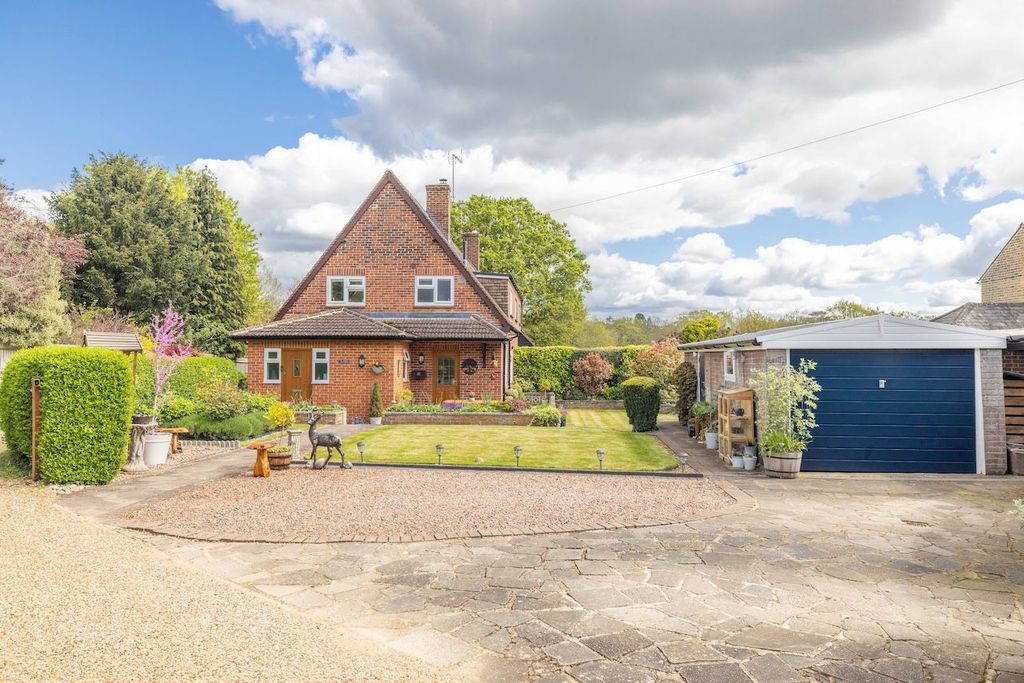 Property photo 1 of 18
