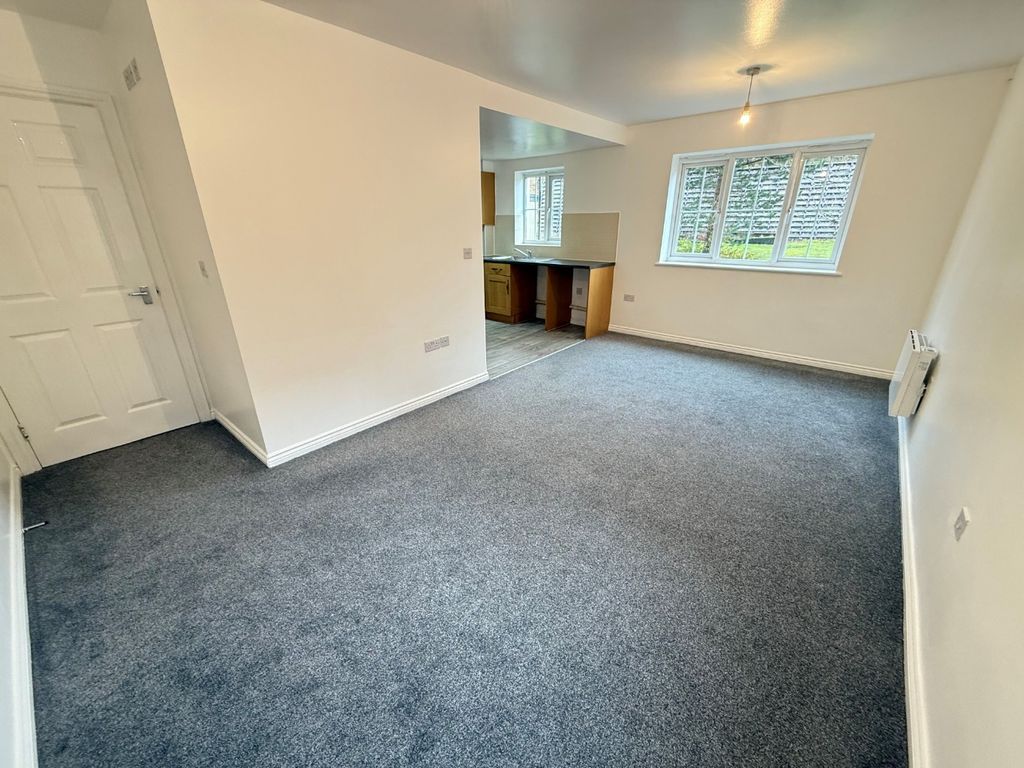 Property photo 2 of 6 3939402