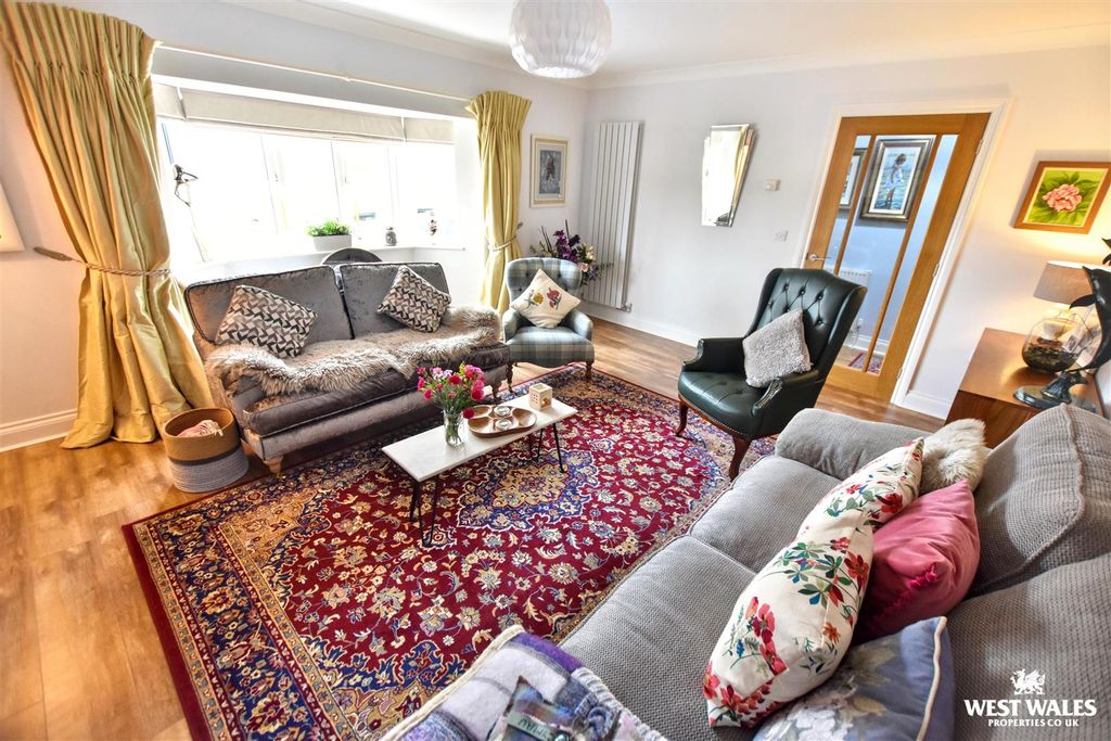 Additional image 8 of 3 bed detached bungalow for saleGibbas Way, Pembroke SA71