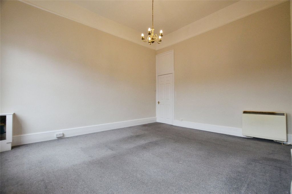 Property photo 3 of 11 Picture No. 17