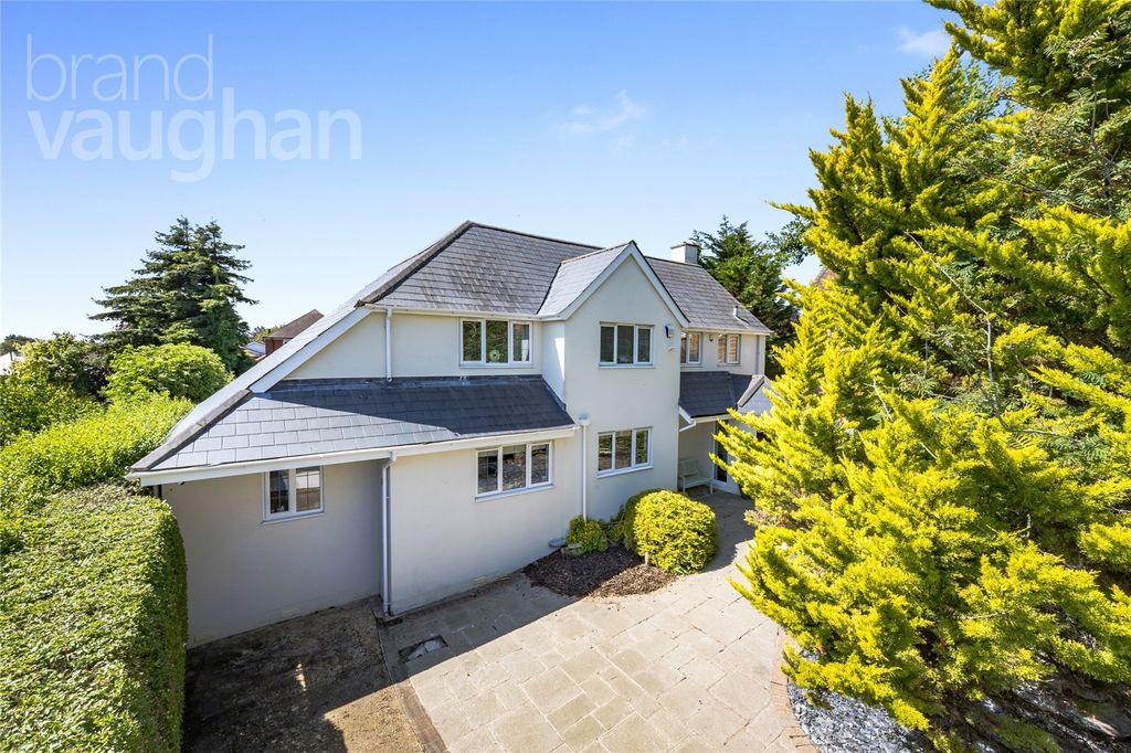 Property photo 1 of 35 Picture No. 05