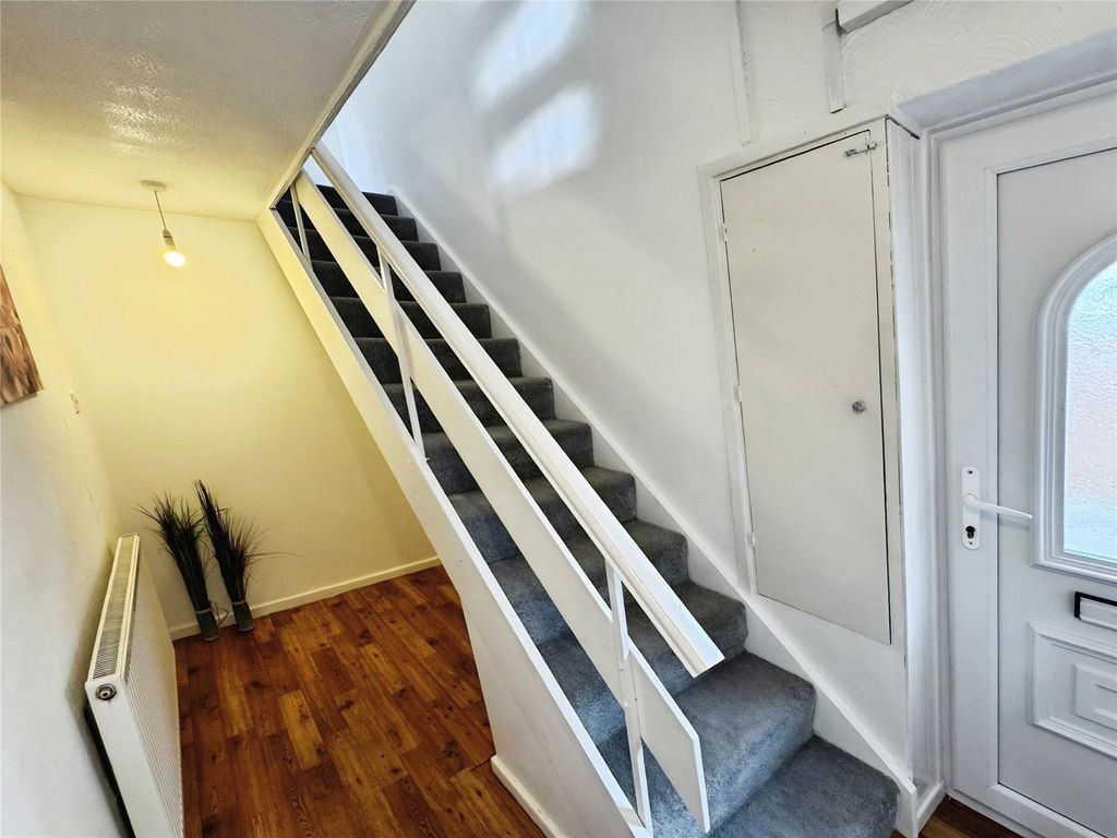 Property photo 2 of 15 Picture No. 02