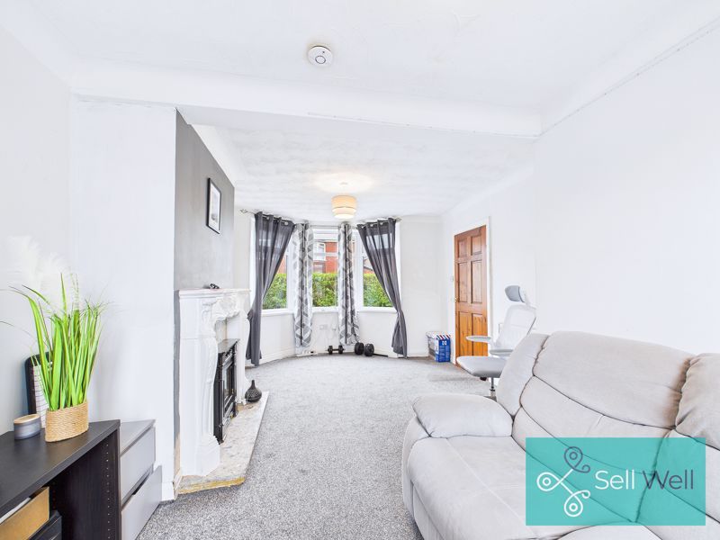 Property photo 2 of 20 Lounge