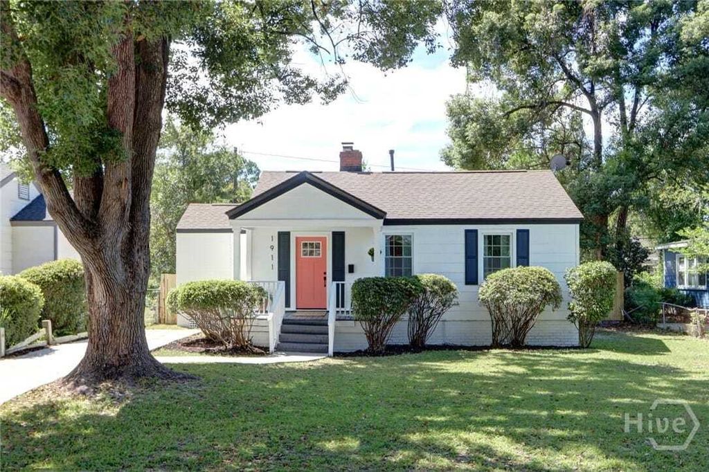 Property photo 1 of 30