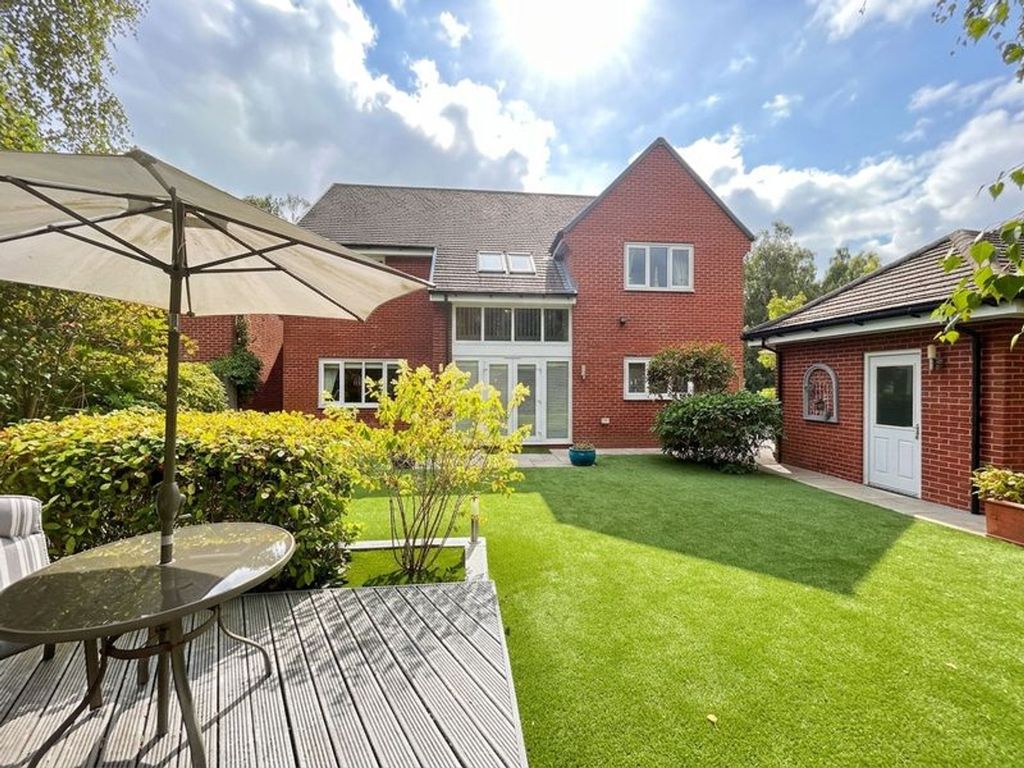 Property photo 3 of 59