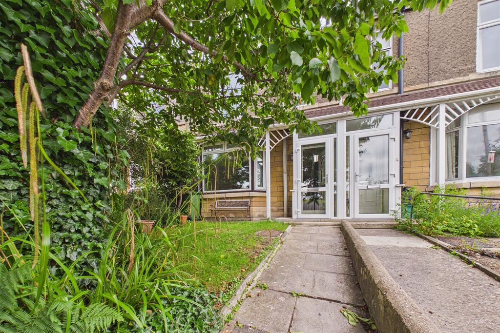 Property photo 2 of 30 2 Oldfield Lane, Oldfield Park, Bath BA2 3Np | Fre