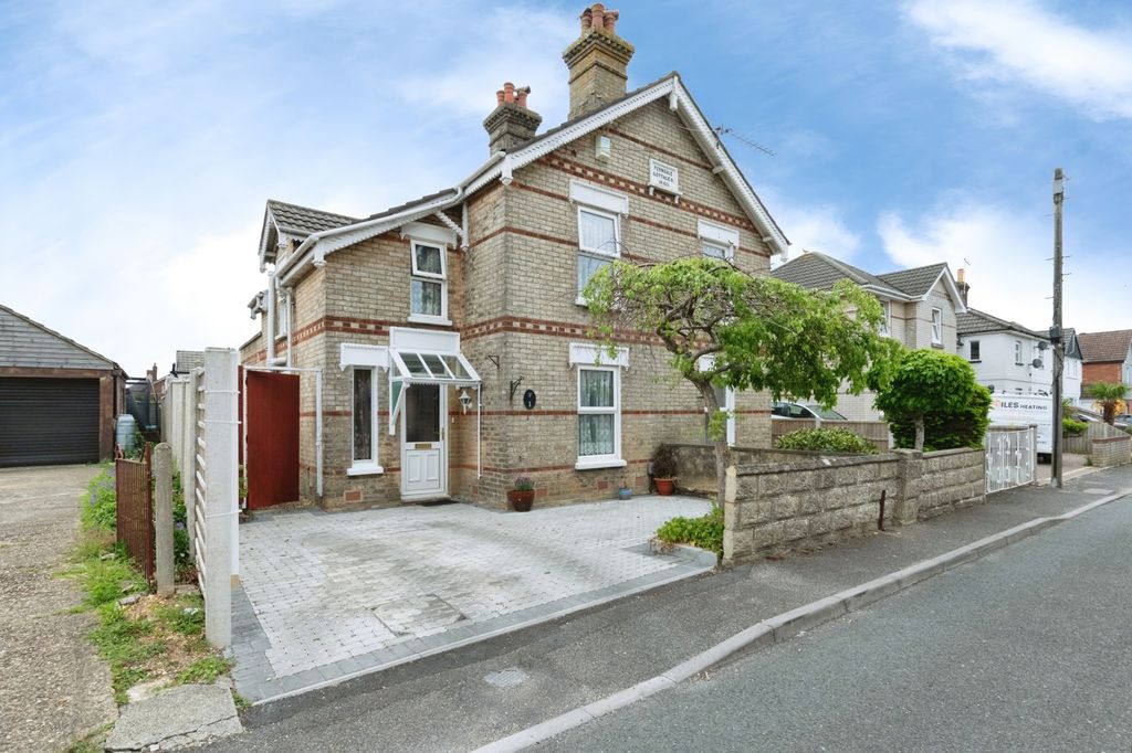 Property photo 1 of 15 Pbox-Img.Jpg