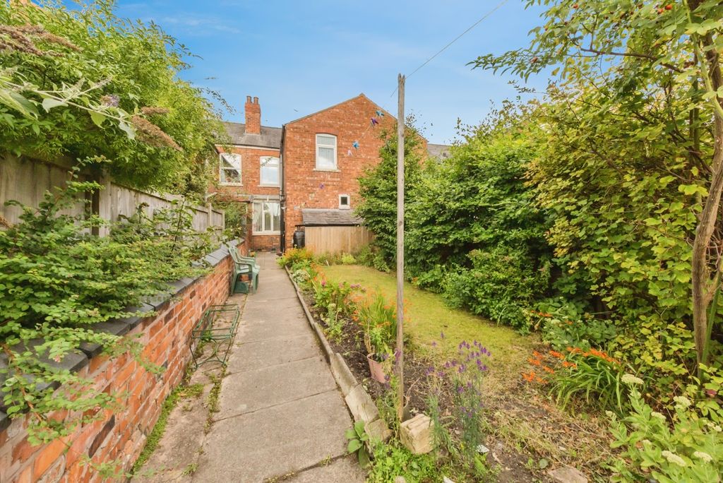 Property photo 2 of 17 Photo