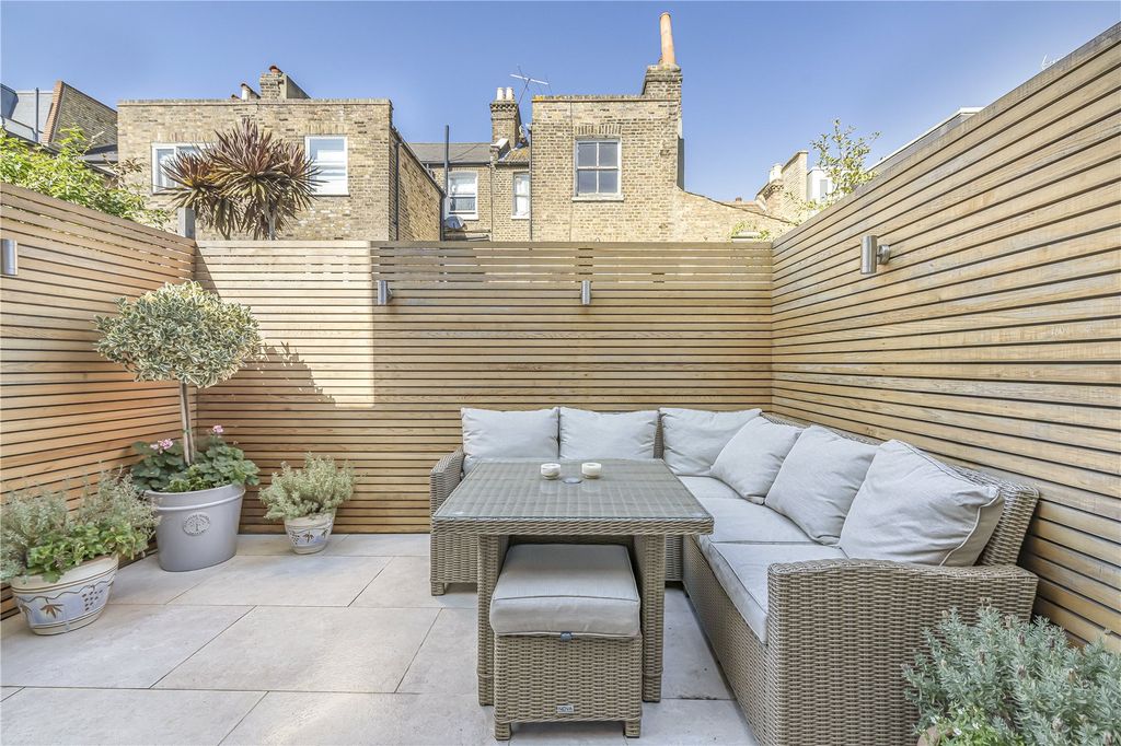 Property photo 3 of 22 Picture No. 57