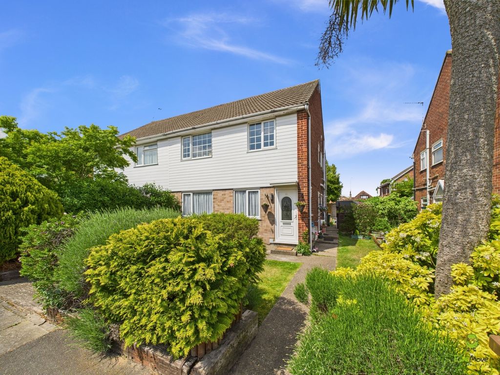 Property photo 3 of 12 Presented By Kevin At Ewemove Bexleyheath And Dart