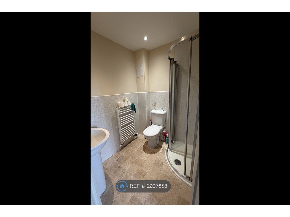 Property photo 2 of 3