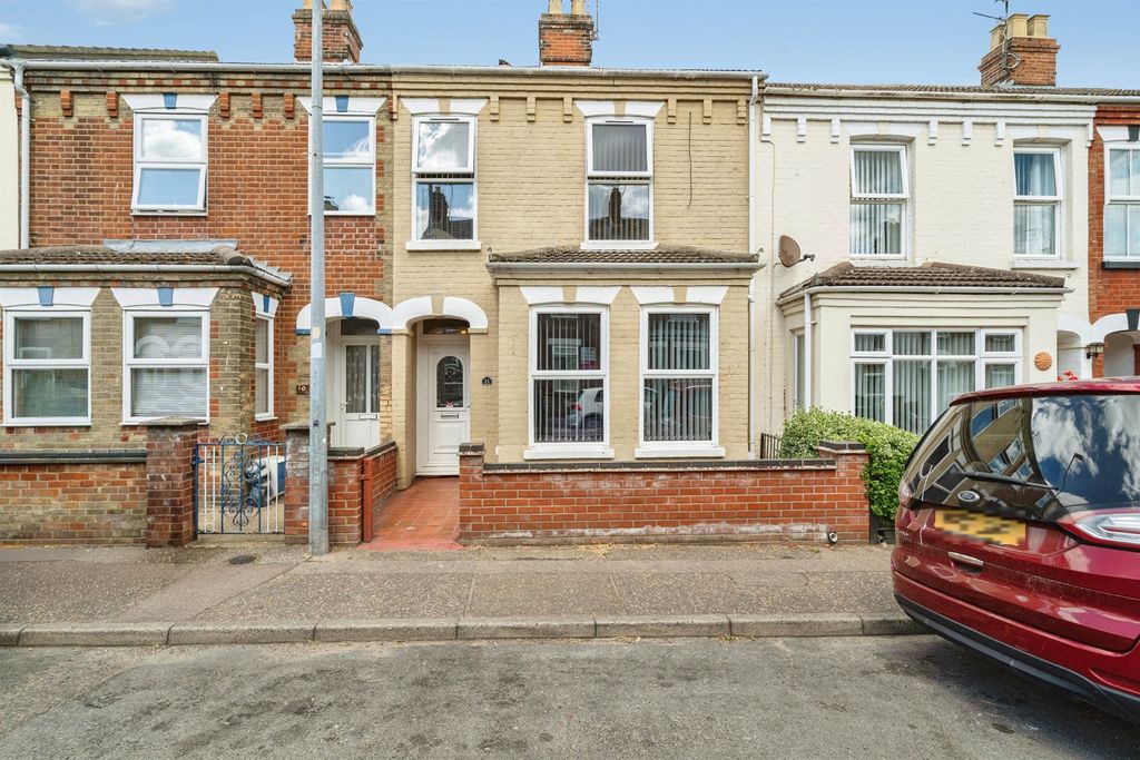 Property photo 1 of 19