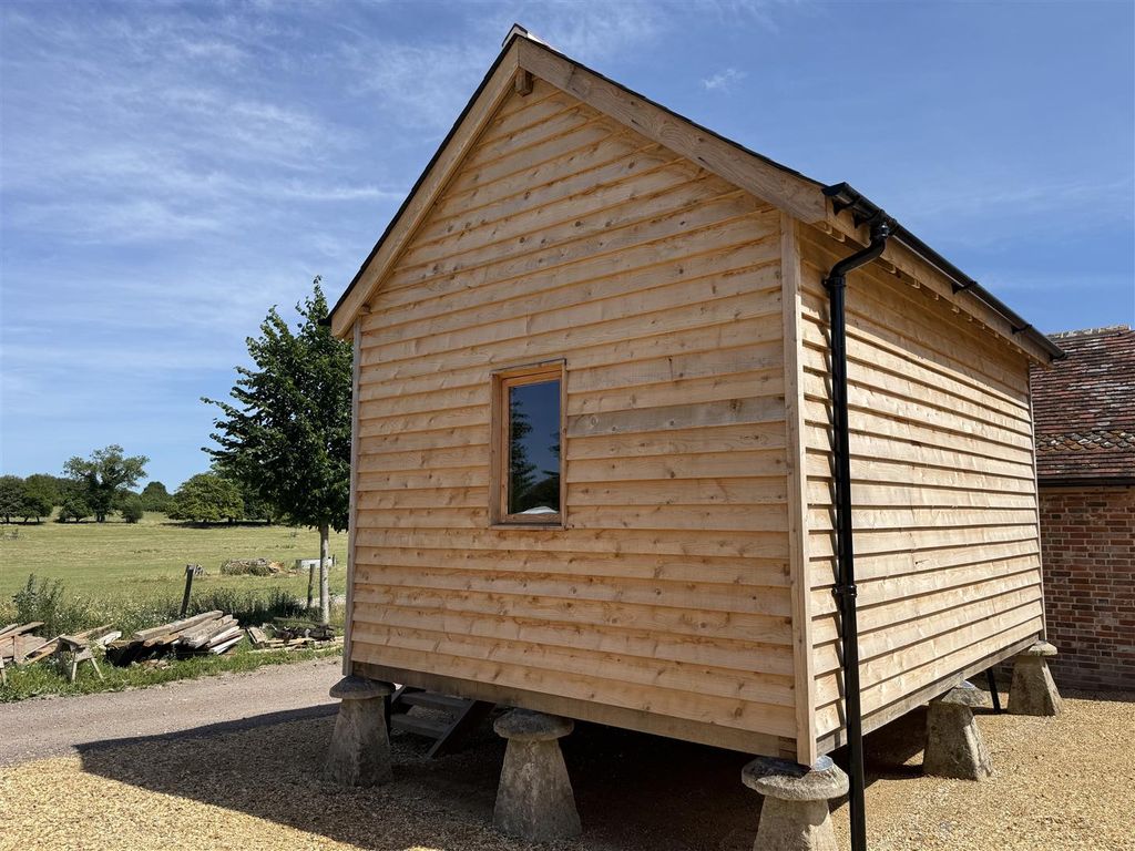 Property photo 2 of 6 The Granary External 2.Jpeg