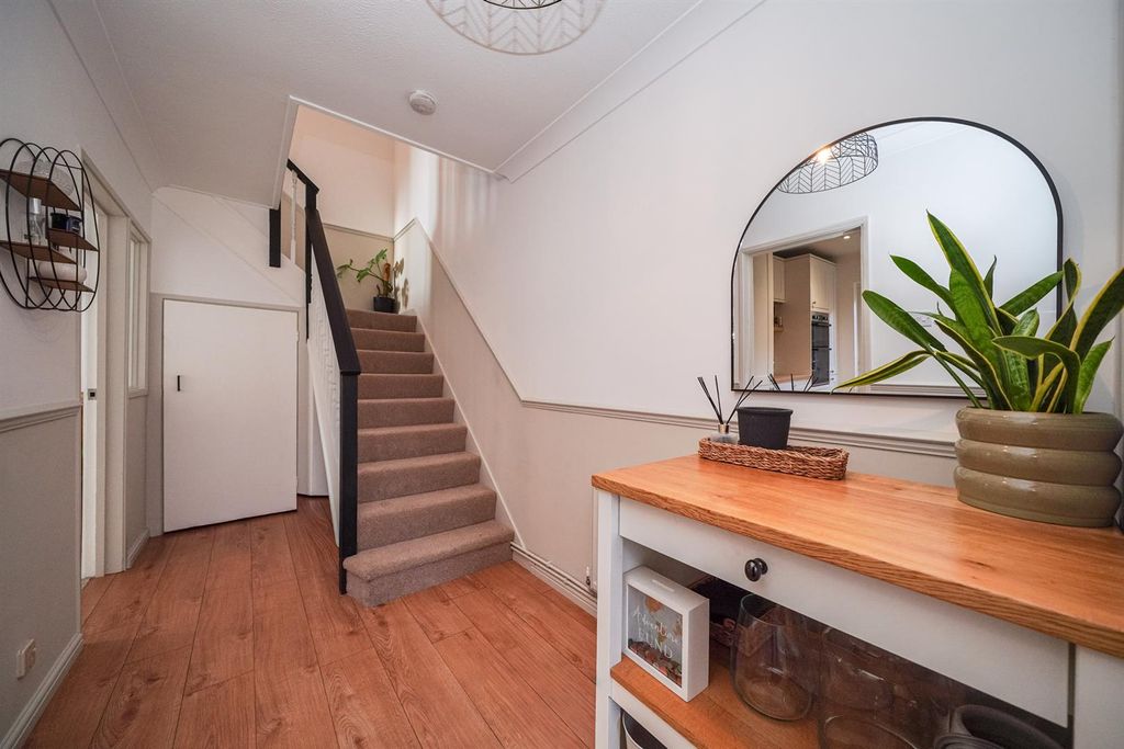 Property photo 2 of 17 81-The-Horseshoe-1008.Jpg