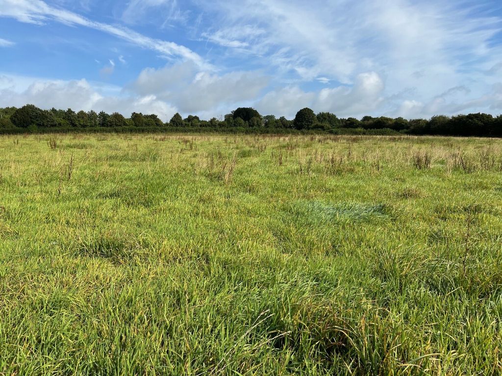 Property photo 3 of 6 Picture No. 03