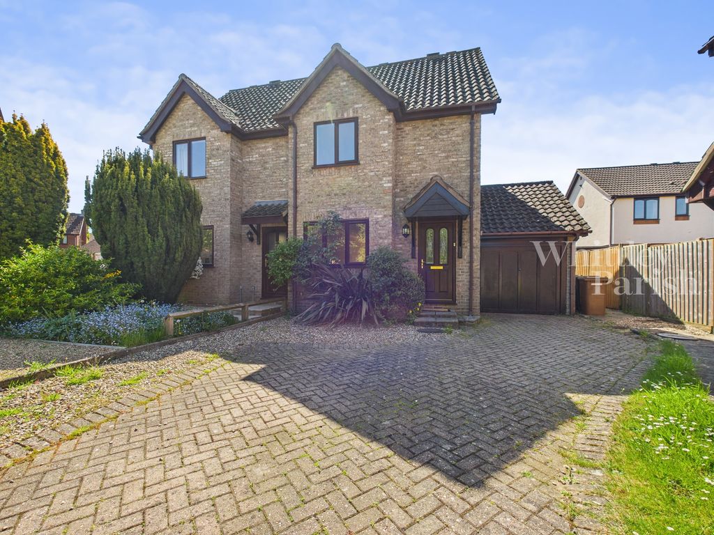 Property photo 1 of 15 Cam01327G0-Pr0232-Still005