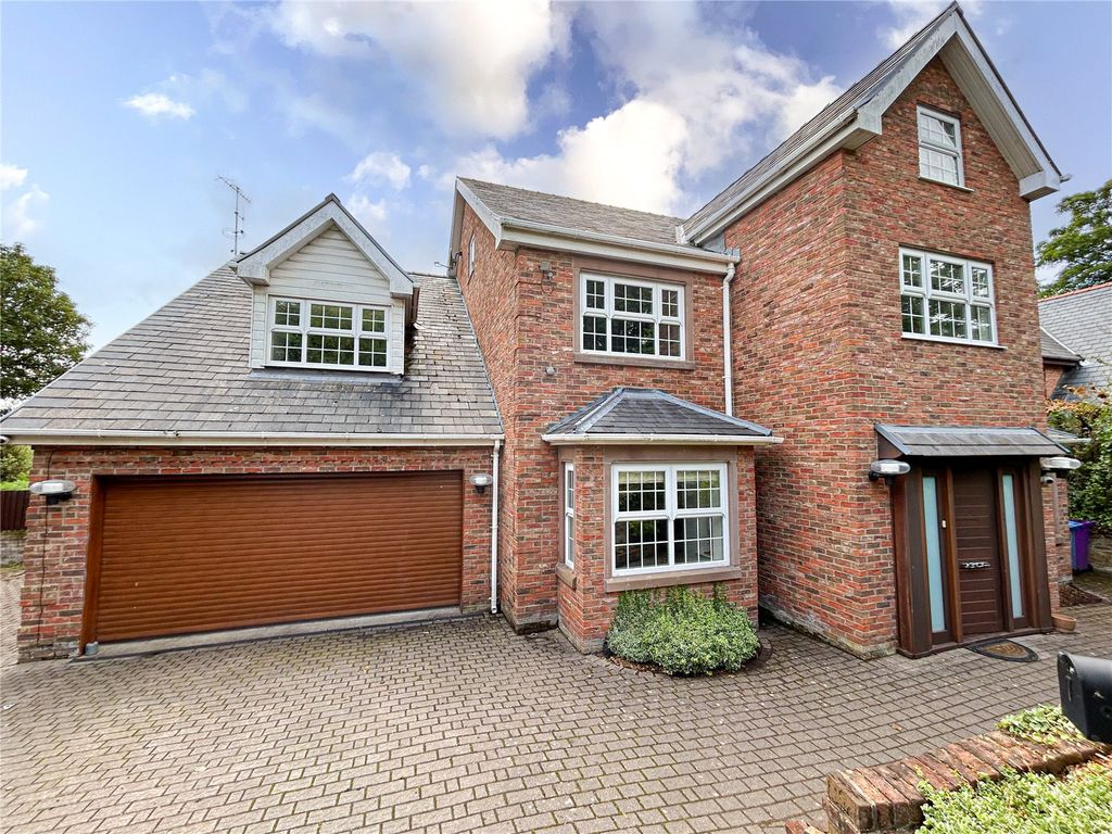 Property photo 1 of 42 Picture No. 25