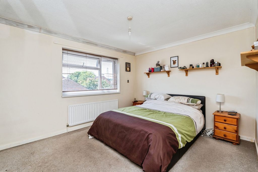 Property photo 3 of 16 Photo