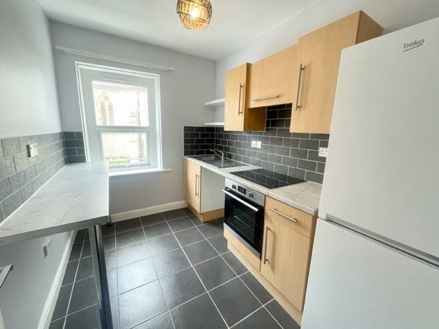 Property photo 3 of 6