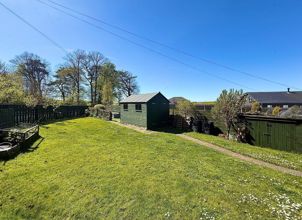 Property photo 2 of 33 Photo 26