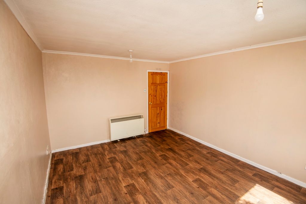 Property photo 3 of 25 3.Jpg