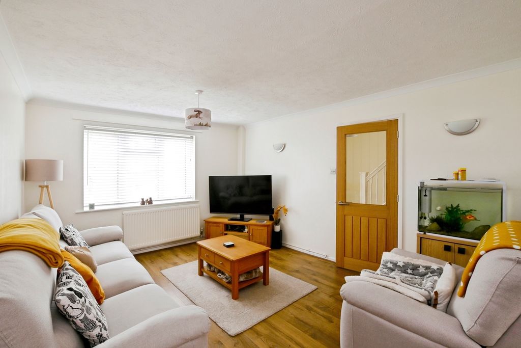 Property photo 2 of 13 Pbox-Img.Jpg