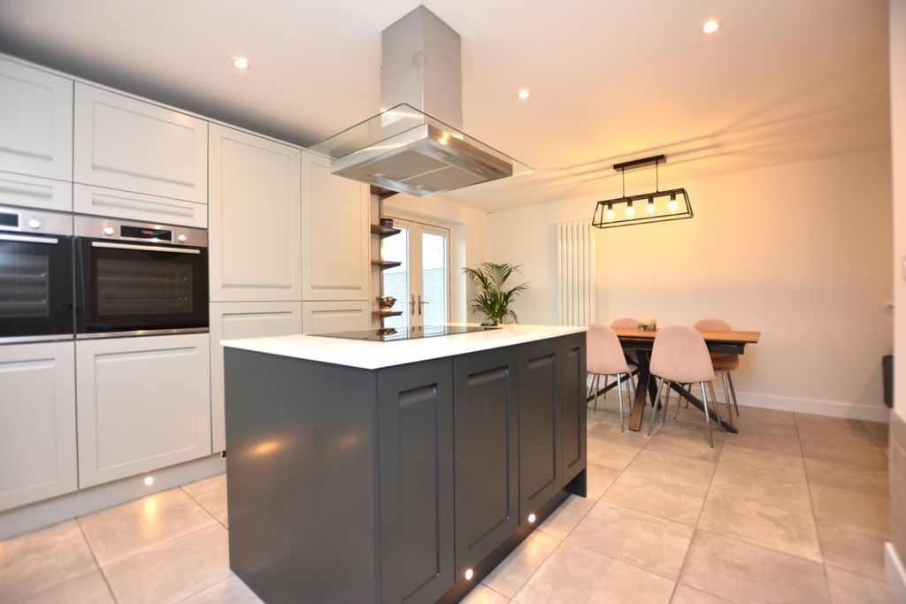 Property photo 3 of 18 Dsc_0330