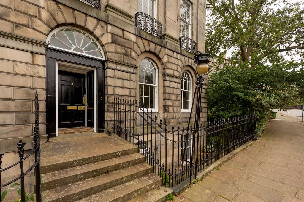 Property photo 2 of 12 Picture No. 04