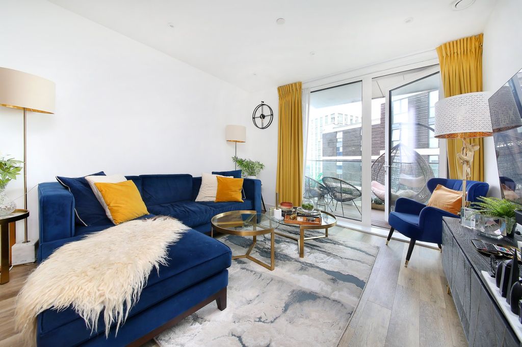 Property photo 1 of 12