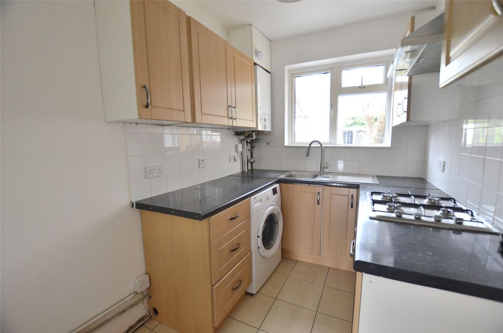 Property photo 3 of 14 Picture No. 25