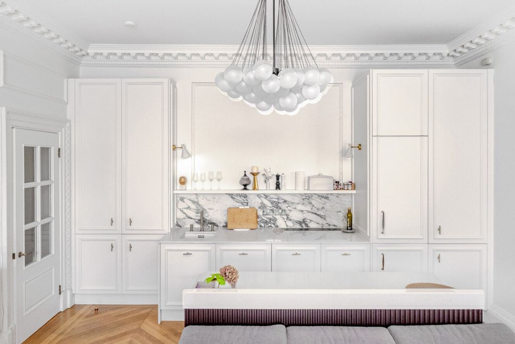 Property photo 2 of 18 Picture No. 27