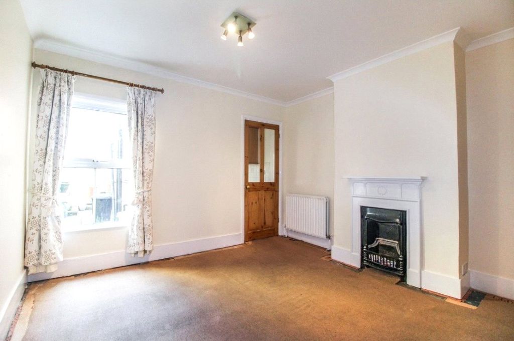 Property photo 3 of 8 Picture No. 01