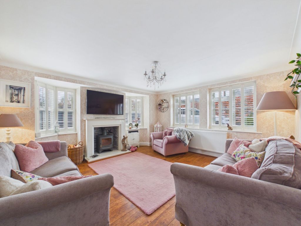 Property photo 2 of 30