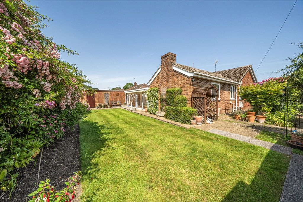 Property photo 2 of 24 Picture No. 26