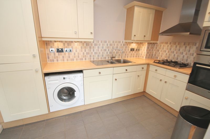 Property photo 2 of 7 Photo 5