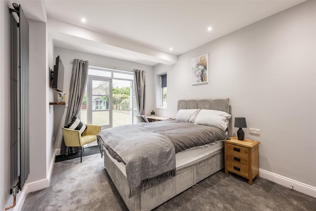 Property photo 3 of 6 15-256 Bluebell Road, Norwich [Finished]-15.Jpg