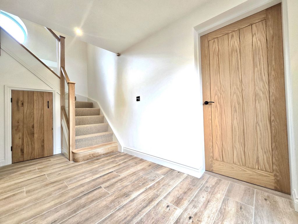 Property photo 2 of 26 Img_5609