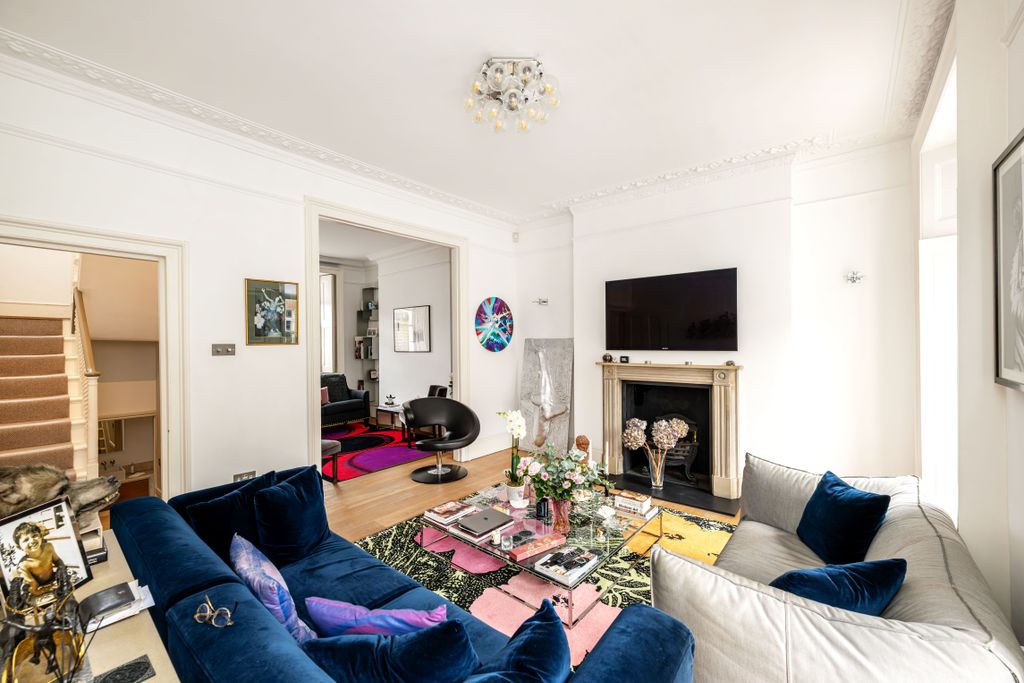 Property photo 3 of 14